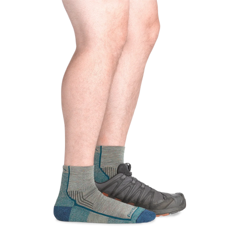 Men's Hiker Quarter Midweight Hiking Socks